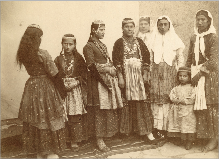 Armenian women and girls P. 1207 : N. 24525_1.png