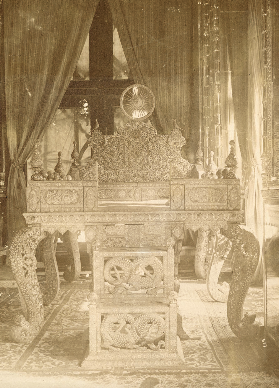 The Qajar imperial throne in the Golestan Palace P. 1117 : N. 23653.png